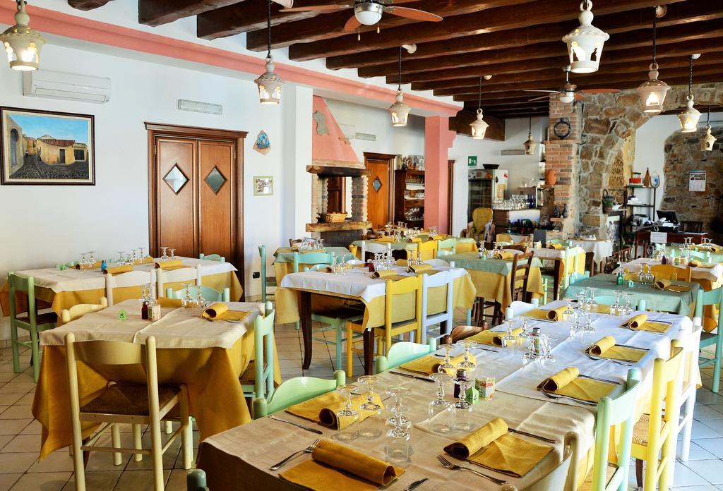La Capinera Hotell San Vito  Exteriör bild
